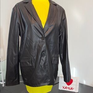 Elegant Black Faux Leather Blazer